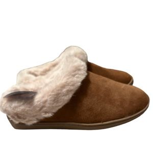 MY PILLOW SLIPPERS NWT
